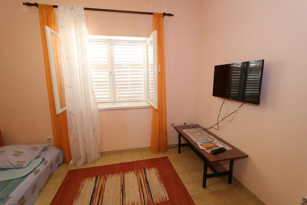 Apartments Antoneta Makarska Exterior foto
